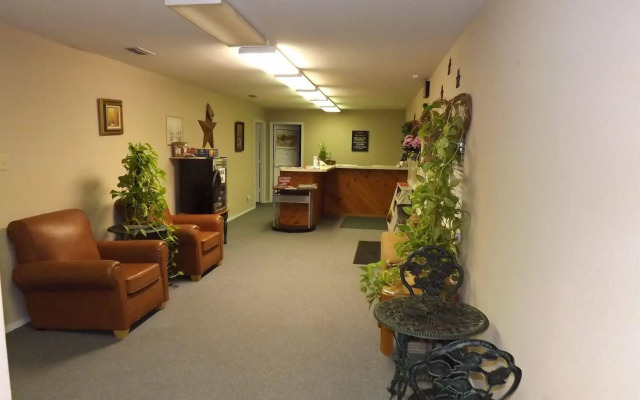 Albany Inn & RV Campground