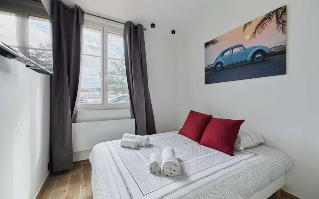 Beautiful Equipped Apartment in Downtown Deauville 4p/1br With Patio