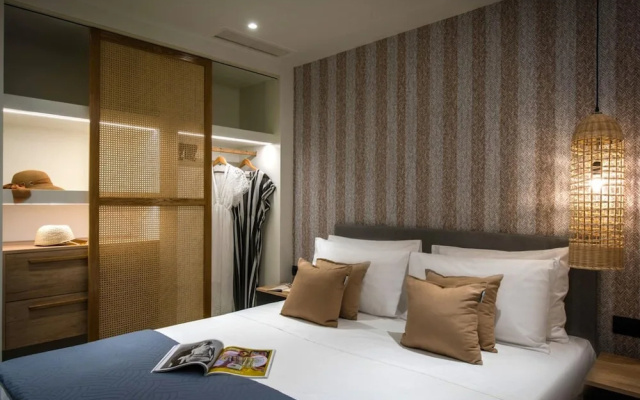 Knossos Palace by Luxury Living Apartments