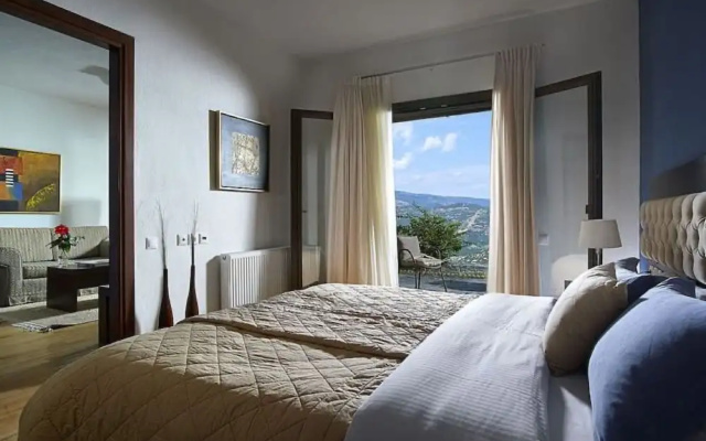Ampelos Hotel