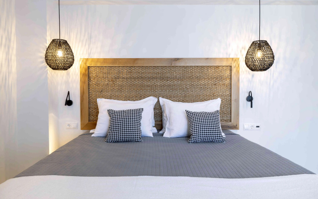 La Stella Suites
