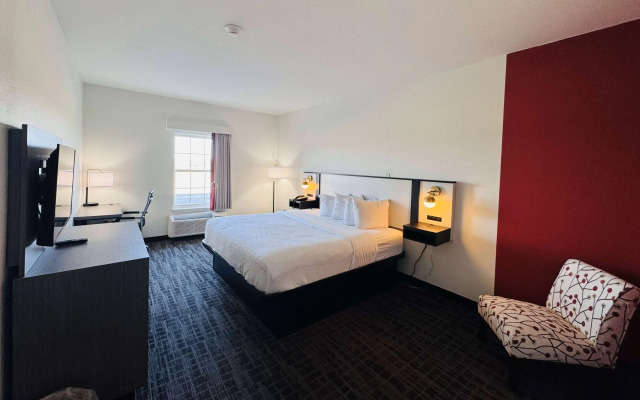 Ramada by Wyndham Sparta/At Speedway