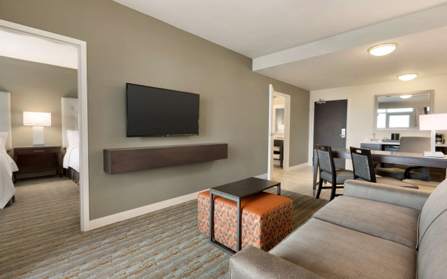 Embassy Suites by Hilton Greenville Downtown Riverplace