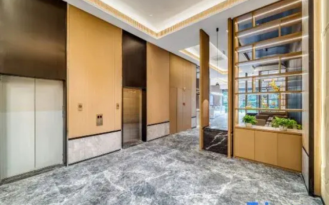Yunting Hotel (Hangzhou Expo Center Subway Station Olympic Expo City)