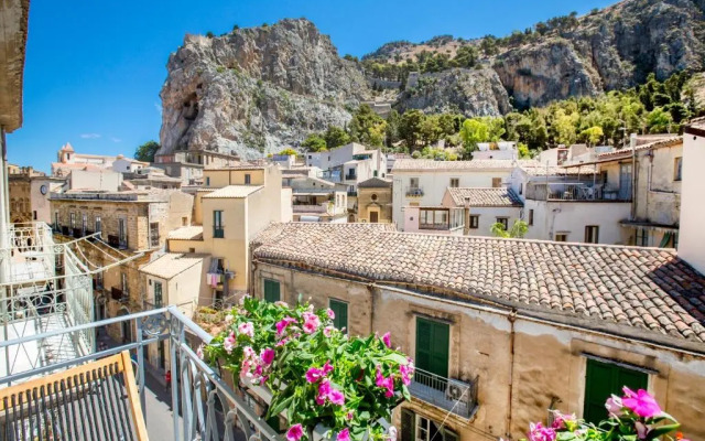 Cefalu Charme E Chic Suites