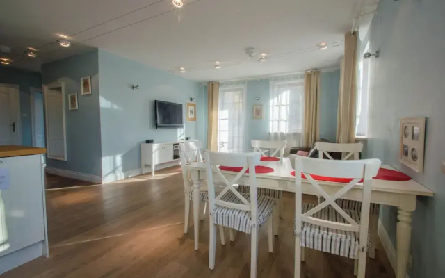 Nautica by Grand Apartments