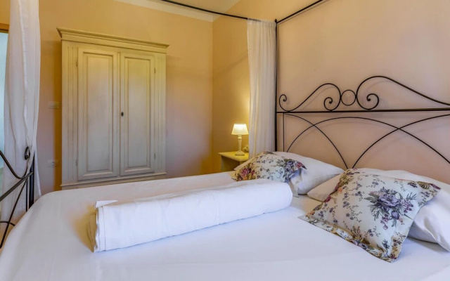 Stunning Home in Pula With Wifi and 2 Bedrooms