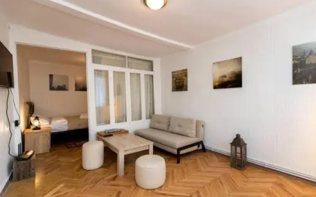 Wehost Apartment in the heart of Old Tbilisi