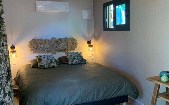 CÔTÉ SUD SAUVAGE- LOCATION SAISONNIERE - Maison de vacances