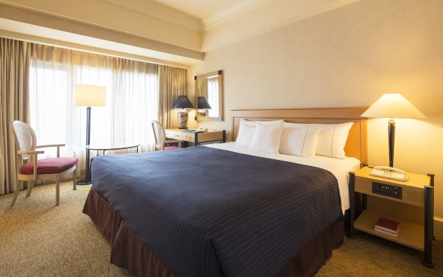 Kobe Bay Sheraton Hotel & Towers