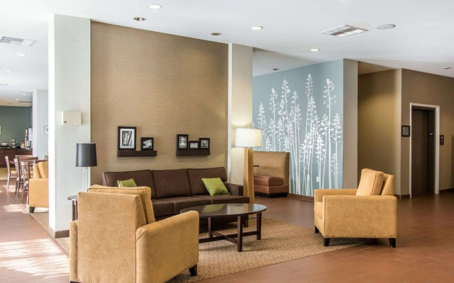 MainStay Suites Meridian - Bonita Lakes
