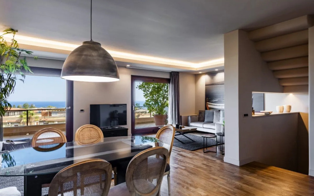 The Villa by Ferrini Home