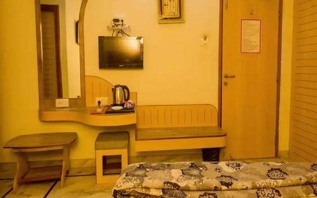 Vrinda Hotel