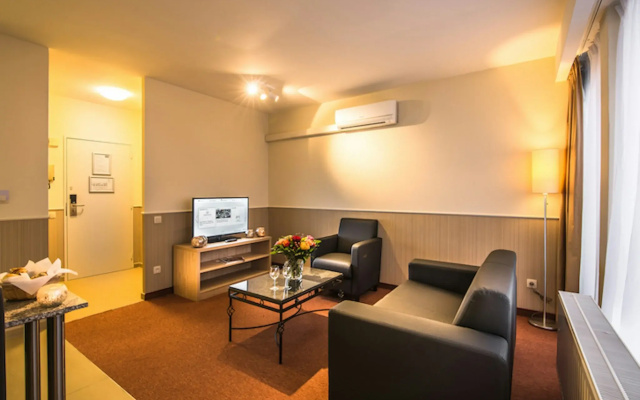 Arass Hotel & Business Flats