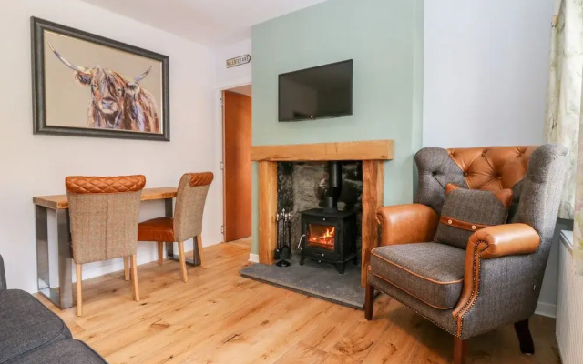 Gairnlea Cottage