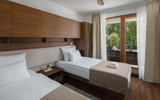 Luxury Beach Villas Porto Bus