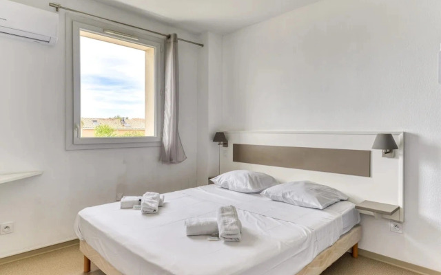 Saint Cyprien Quiet Residence for 6
