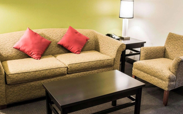 Sleep Inn & Suites Virginia Horse Center