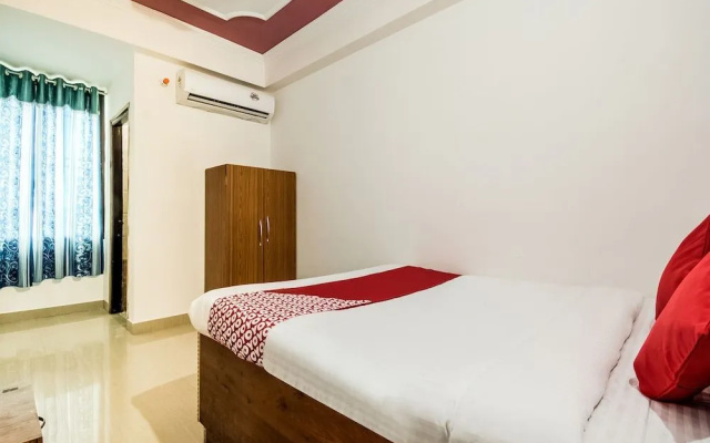 Oyo Flagship 45852 Hotel Happy Journey