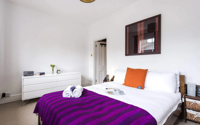 Charming Golborne Escape