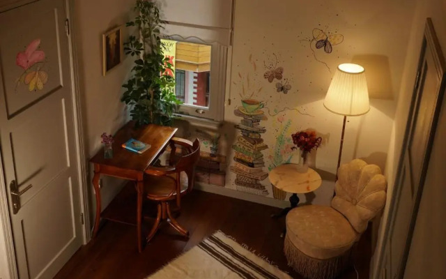 19th Century Wooden Townhouse, Kadikoy