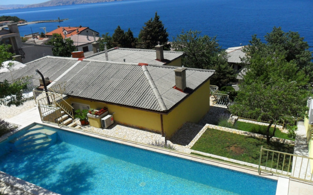 Studio apartment Zlato - with pool : SA5 Maslina  Senj, Riviera Senj