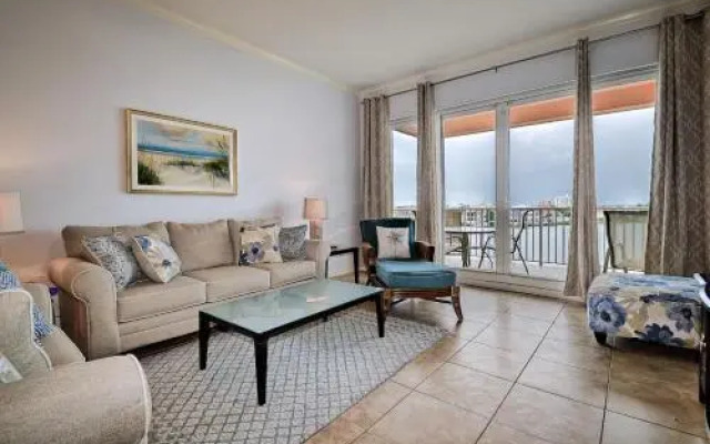 Harborview Grande 406