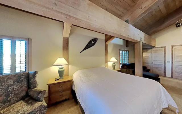 410 4 Bedroom Condo