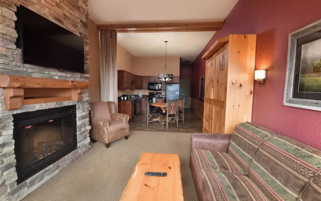 Wilderness at the Smokies – River Lodge Suites