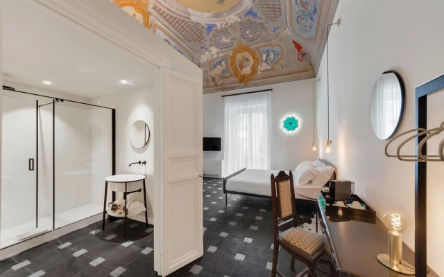 a.d. 1768 Boutique Hotel