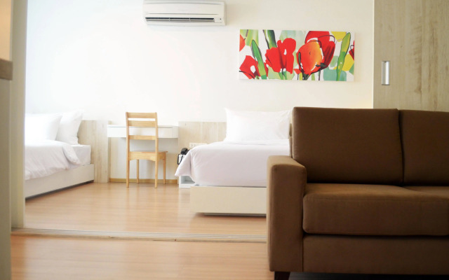 Brighton Hotel & Residence