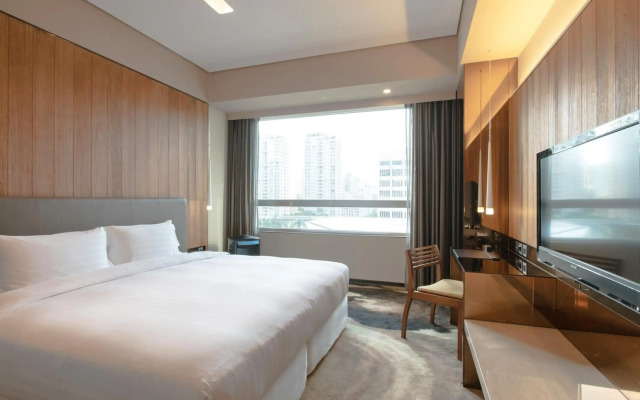 Home Hotel