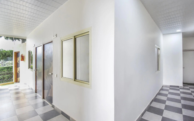 OYO Flagship 74227 Hotel Red Stone