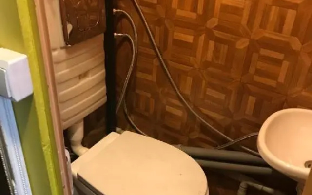 Cozy condo for up to 3 travellers, with kitchen and bath