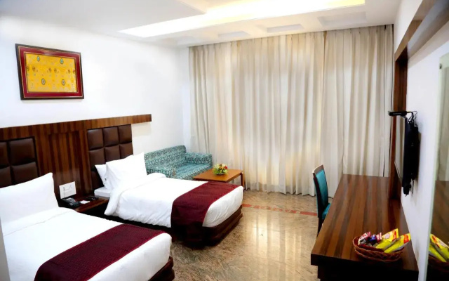 Hotel Silk City