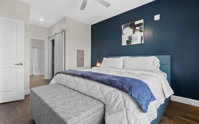 Beverly Hills Penthouse Suite