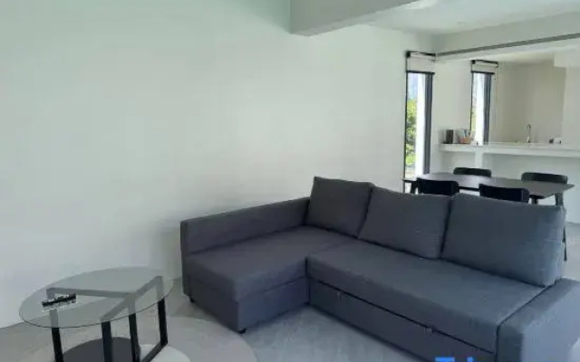 Meet up villas
