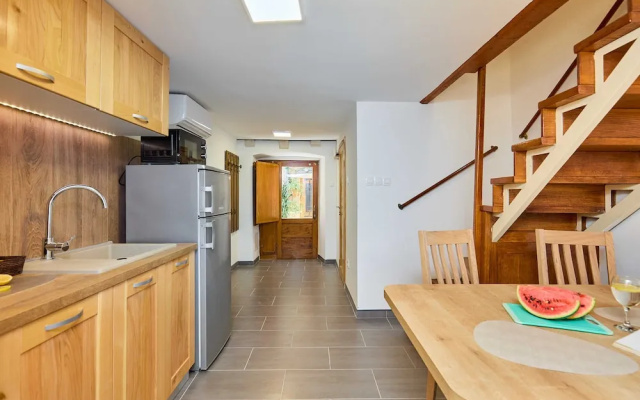 Apartment Ermineous A34