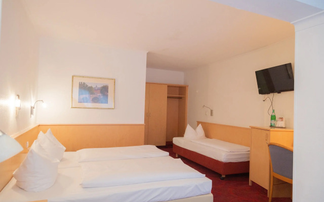 Das Ebertor Hotel & Hostel