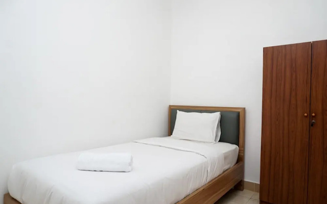 Luxurious 3BR Apartment at FX Residence Sudirman