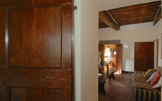 Agriturismo Near Cortona With Swimming Pool