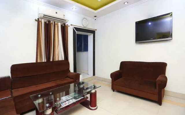 Hotel New Mega Palace by OYO Rooms