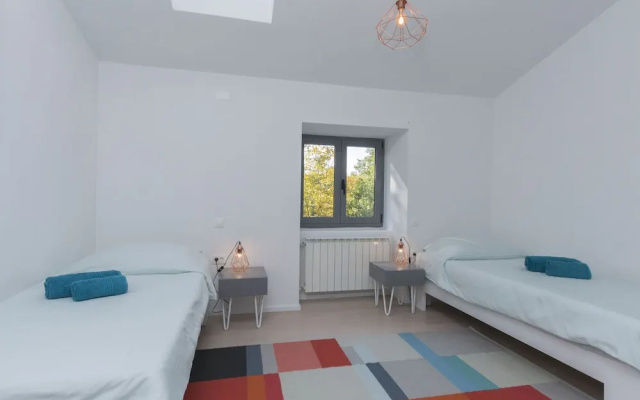Charming Villa in Nedešcina With Pool
