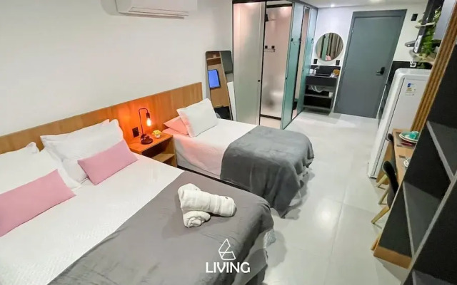 Studios Get Sense - by Living