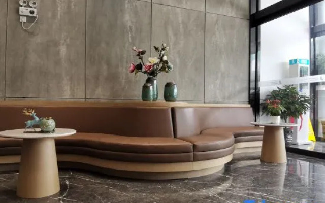 Ji Feng Zhige Hotel