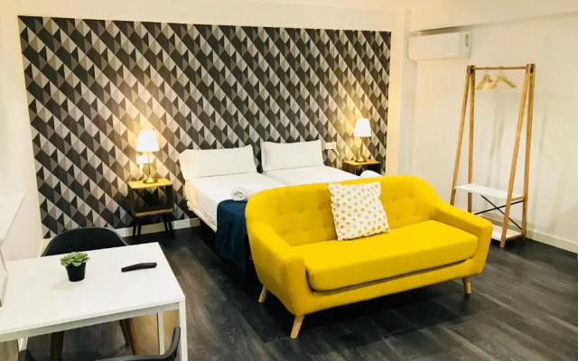 Apartamentos Arriba by gaiarooms