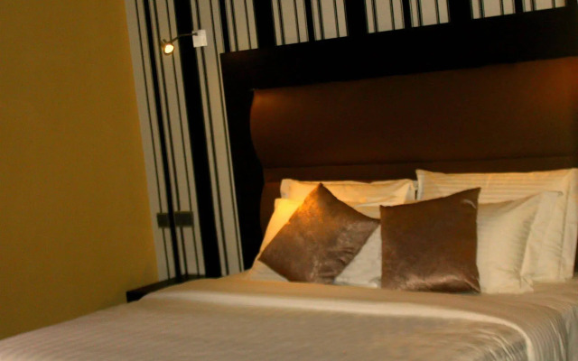 Swiss Spirit Hotel & Suites Mardezok