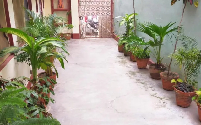 Khushi Paying Guest House