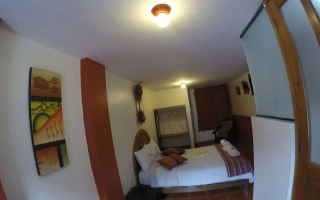 Condor Palace Hostal