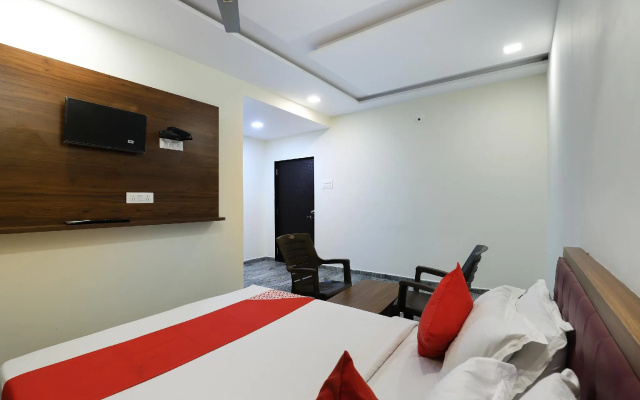 OYO 65742 Hotel Hill Villa